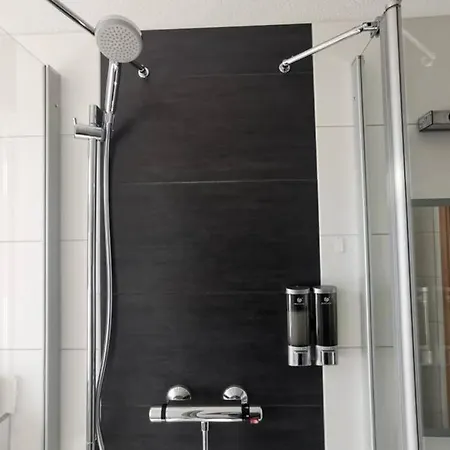 Apartment Stylish 4zi Netflix, Kaffeetimer, Wifi, Parken